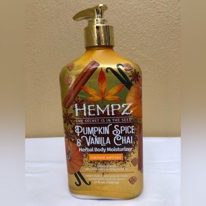 NEW Hempz Body Lotion Limited Edition - Pumpkin Spice & Vanilla Chai